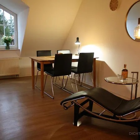 Dichter & Denker 아파트 *